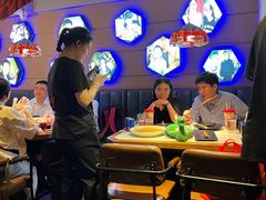 -沪小胖·小龙虾·蓝龙王(八佰伴店)