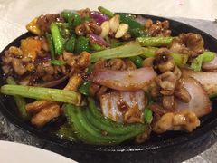 -旭璟酒家·传统粤菜·湘菜(逸景路店)