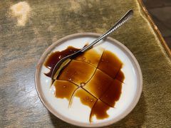 -渝嘴小老弟老火锅(华新村店)