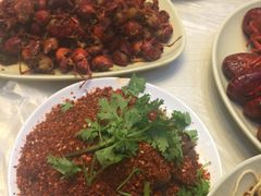 -巴厘龙虾·榜首油焖大虾(音乐学院·沿江酒馆店)