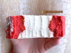 红丝绒奶油蛋糕卷-囍悦烘焙(恒隆御水岸店)