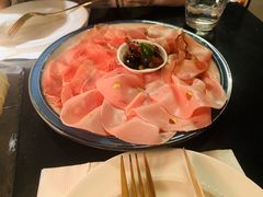 精选意大利火腿拼盘配油醋腌蔬菜-Fiume福弥意大利餐厅