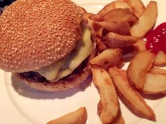 -Geneva日内瓦餐厅(西郊宝成花苑店)