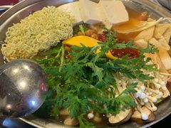 部队火锅-富乐满韩国正宗炸鸡韩国料理(虹泉路店)