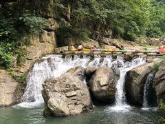 -藏龙百瀑漂流