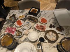 -雍和会海鲜姿造自助(湖东路店)