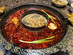 -椒香城门口老火锅(长寿路店)