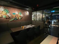-Oasis Bar & Grill