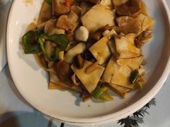 -老家味道主题餐厅