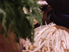乐天牛肉-白乐天毛肚火锅馆(解放碑店)