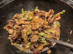 -万里闯关东铁锅炖菜馆(高新旗舰店)