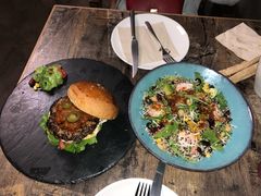 -HIGH FIVE哈福手工汉堡(桂林路店)