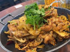 -川流不息·地道川菜·小龙虾(松东路店)