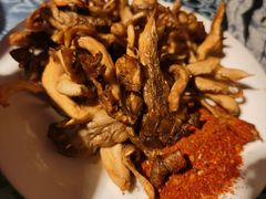 炸菌子-勺子米线·云南传统小吃市集(四方街店)