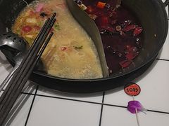 -伍师兄市井火锅(东部星悦天地店)