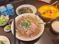 -大头虾越式风味餐厅(光明广场店)