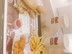 -The Habit Burger Grill 哈比特汉堡(复兴soho店)