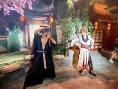 -暴风岛沉浸式体验馆(百联世纪店)