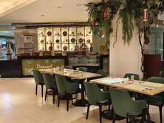 -亮马河饭店翠雅咖啡厅