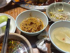 -城墙拐拐火锅(三峡广场黑金冠店)