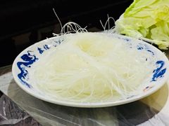 粉丝-鑫龙火锅城(经二纬四店)