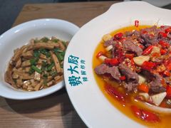 -费大厨辣椒炒肉(万家丽一店)