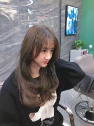 -银星女王公园发型艺术沙龙