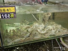 -岛中岛·海鲜大排档·万宁老字号(东澳店)