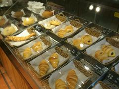-劳顶笨咖啡(丽水宜家店)