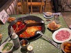 -五里关火锅(上海鑫耀·光环Live店)