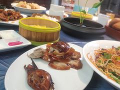 -车之谷·汽车文化主题餐厅(汽开店)