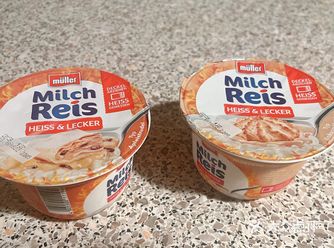 这次居然发现了两款热食的奶米（自行加热）