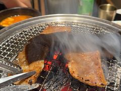 -草家酱蟹炭火烤肉店(珲春南路一店)