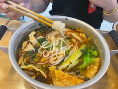 -丽丽三鲜螺蛳粉(田林路店)