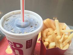 -麦当劳(新洲南路店)