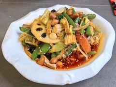 -陈熹公民族美食文化餐厅(中华广场店)