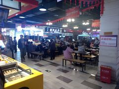 大堂-八一好吃街·高品美食广场