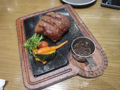 -西语炭烧牛排·西厨(石龙店)