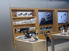 -DJI大疆(深圳华强北曼哈授权体验店)