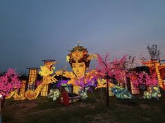 -淄博花灯齐彩城