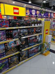 -TOYSRUS玩具反斗城(重庆来福士店)