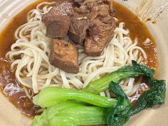红烧牛肉面-方铲铲·成都板凳面(滨江银泰店)