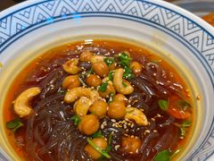酸辣粉-庆春朴门(前滩太古里店)