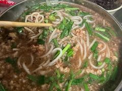 -正宗杨记普洱酸醋米线(总店)