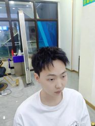 点击看大图 -星吧造型烫染连锁