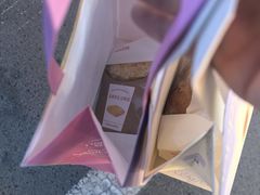 -好利来(飞跃路店)