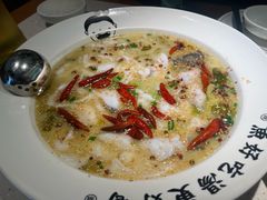 -江渔儿酸菜鱼·拔草餐厅(虎门君乐汇店)