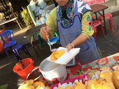 -芒果糯米饭摊子