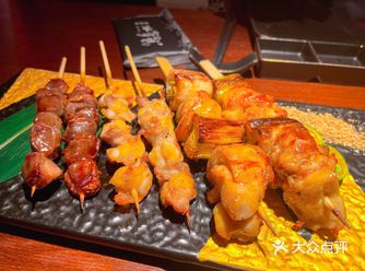 一家居酒屋 最好吃的竟然是火腿（不是一家店啦！）