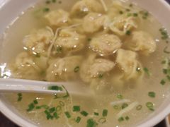 鲜肉小馄饨-东泰祥生煎馆(陕西南路店)